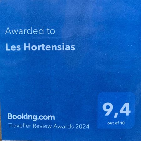 Les Hortensias Le Fournet エクステリア 写真